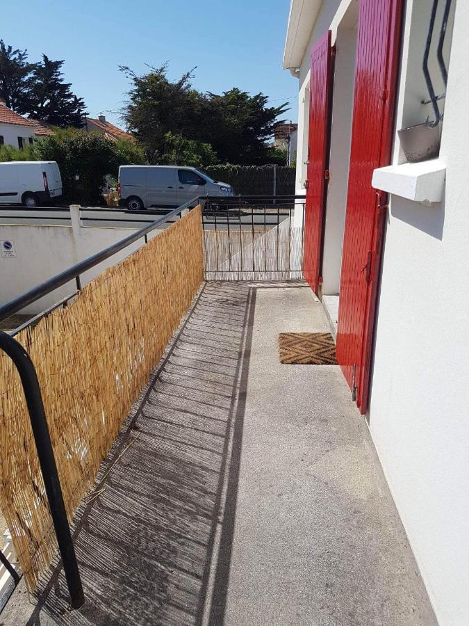 Appartement Bord De Mer ノートル・ダム・ド・モン エクステリア 写真